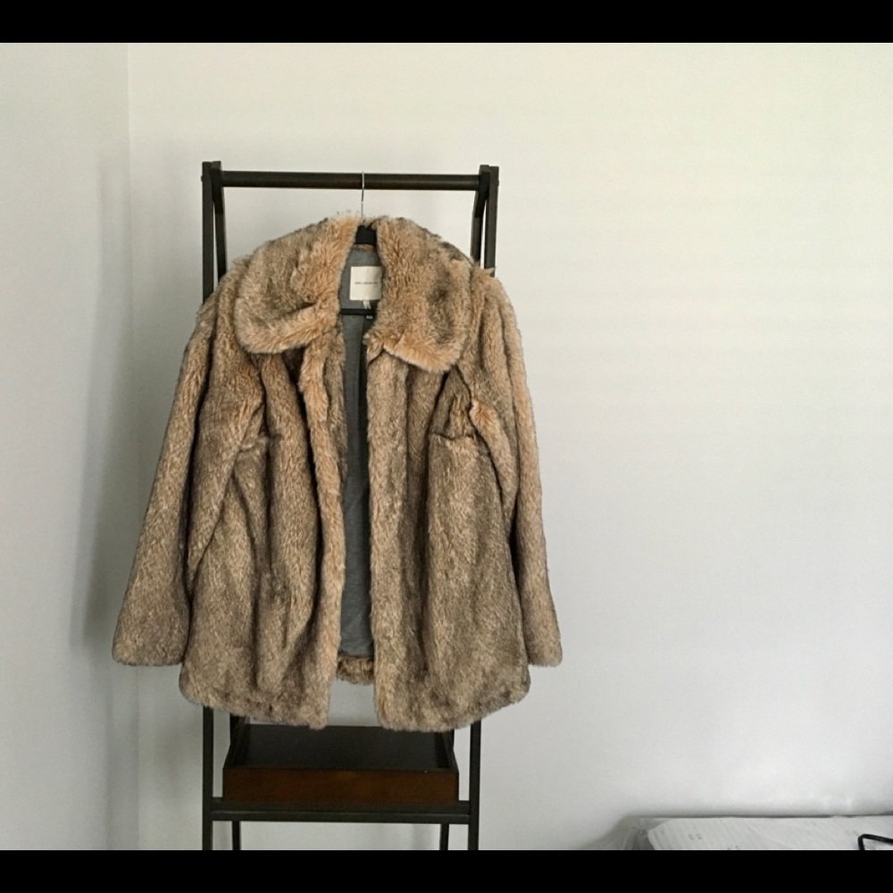 Avec Les Filles Faux Fur Coat